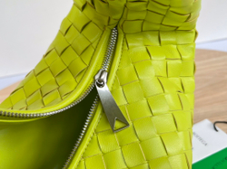 Bottega Veneta Teen Jodie 36 cm