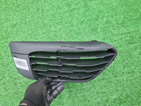 Решетка переднего бампера правая BMW X1 F48 15-19