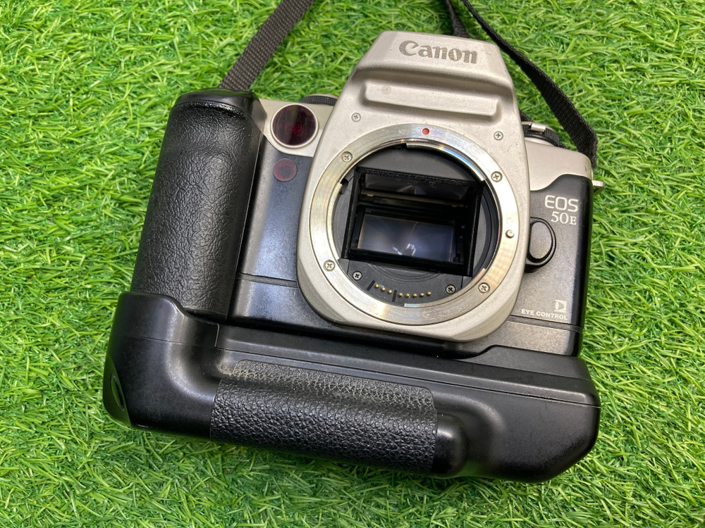Canon EOS 50E