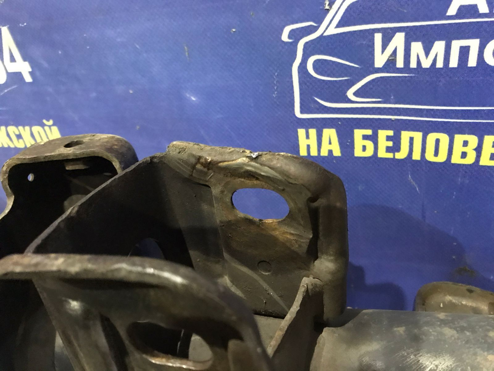 Балка передняя поперечная MITSUBISHI DELICA 1994-1997