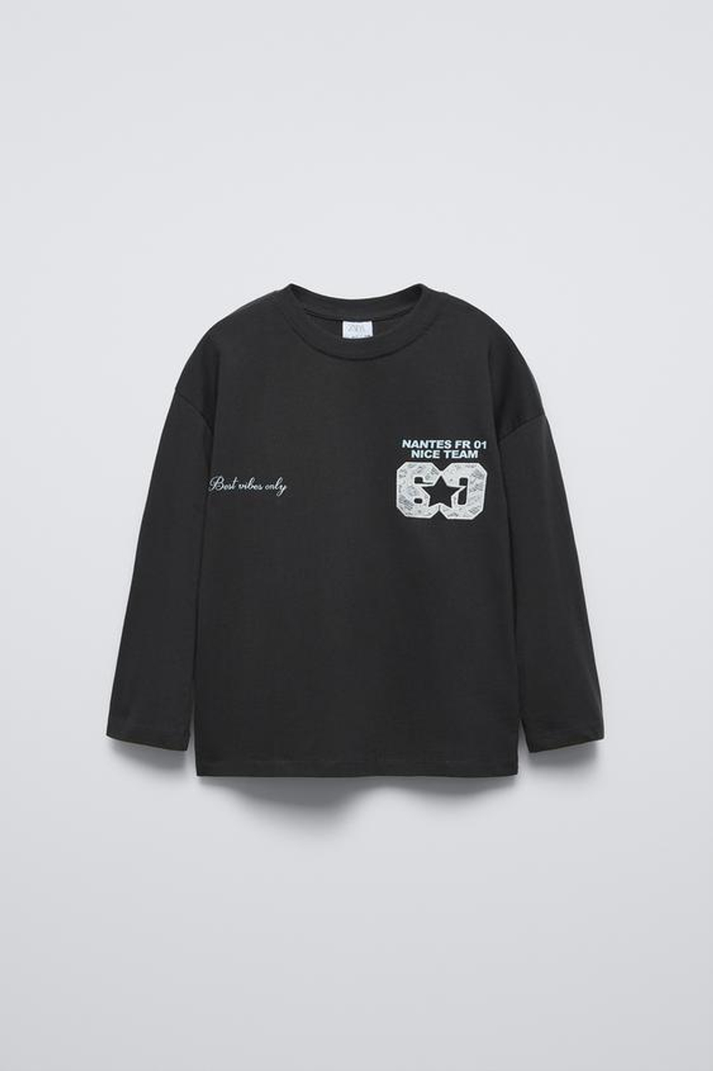 ZARA ЛОНГСЛИВ С НАДПИСЬЮ И ПРИНТОМ «ЦИФРЫ», АНТРАЦИТОВО-СЕРЫЙ