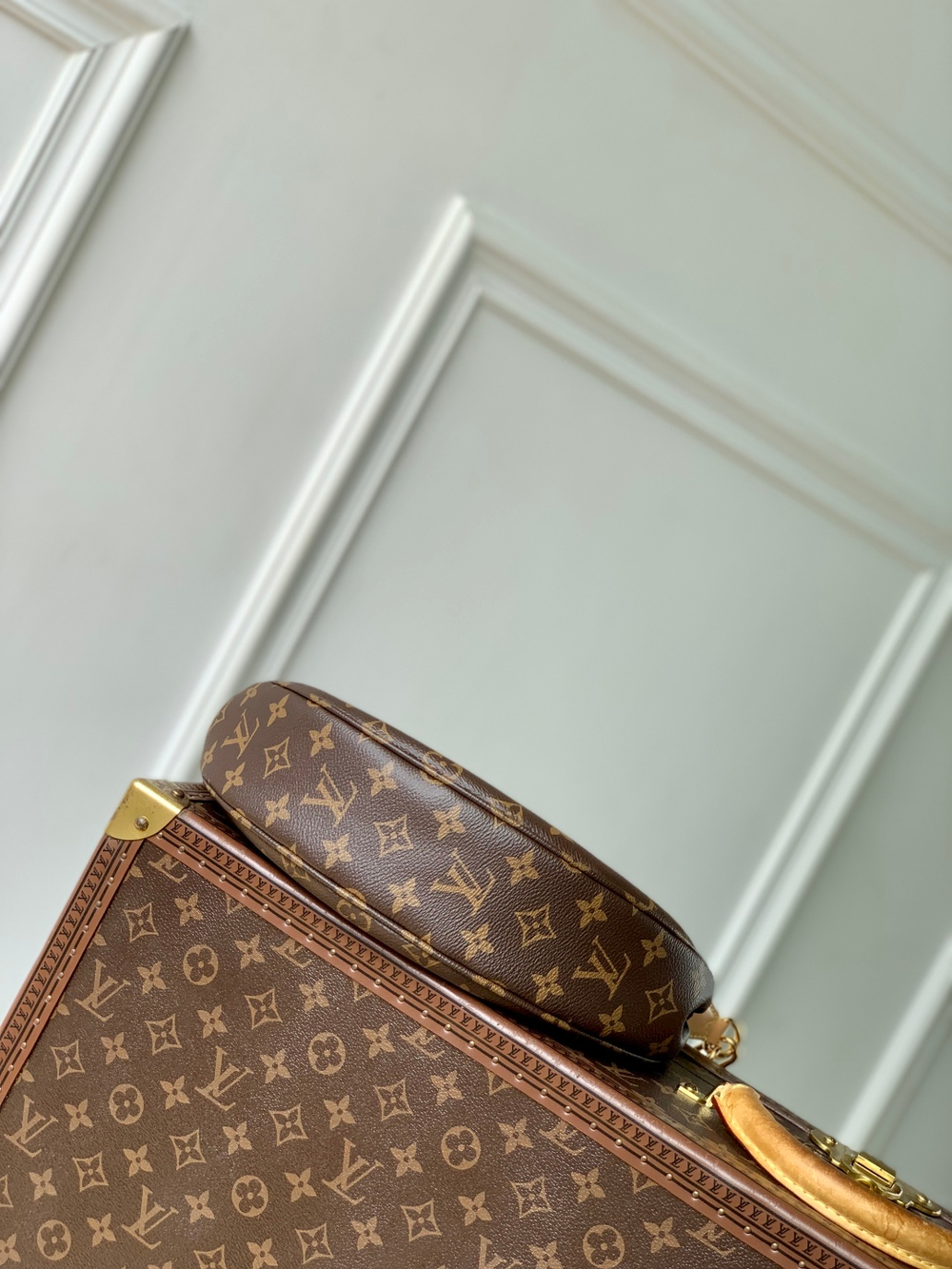 Louis Vuitton Looping Bag