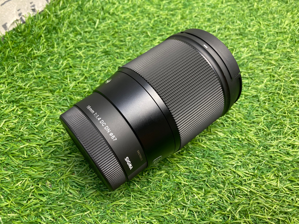 Sigma AF 16mm 1.4 DC DN Contemporary Sony E
