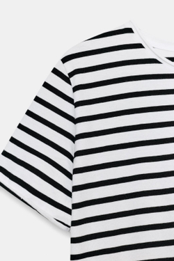 ZARA ФУТБОЛКА С КОРОТКИМИ РУКАВАМИ И ЭФФЕКТОМ ПОТЕРТОСТИ, ПОЛОСКИ
