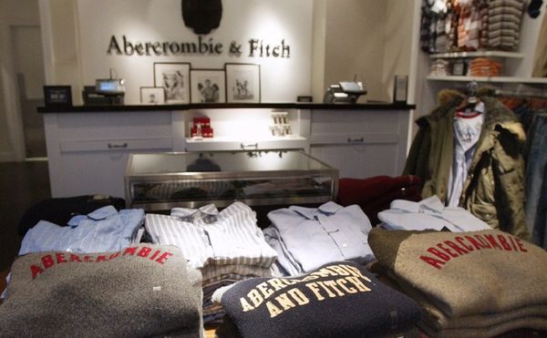 Почему одежда бренда Abercrombie &amp; Fitch так популярна среди мужчин