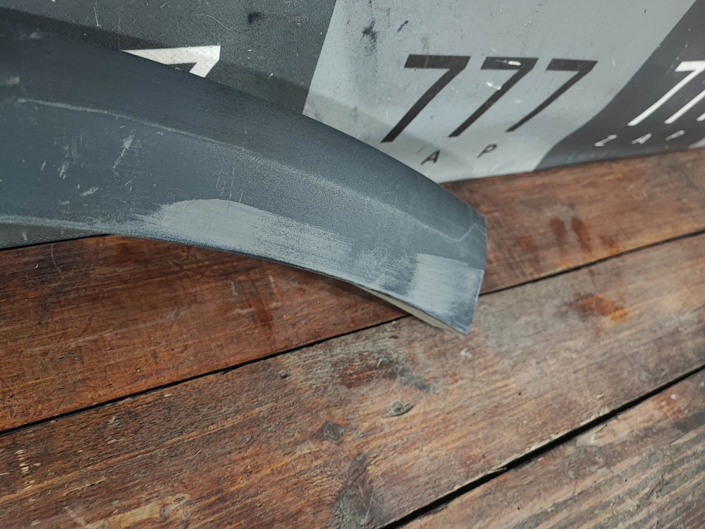 Накладка крыла заднего правого Geely Tugella 19-нв Б/У Оригинал 6073068500