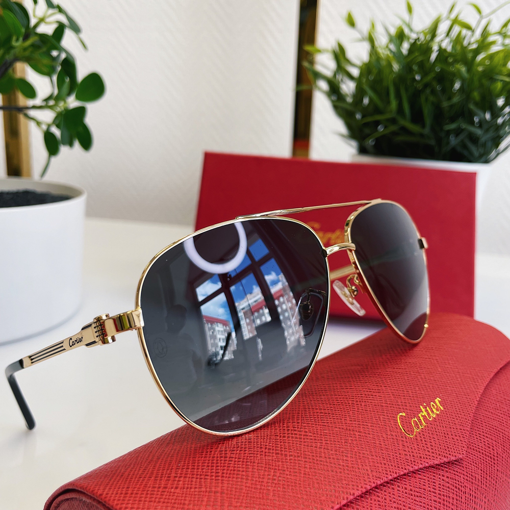 Солнцезащитные очки