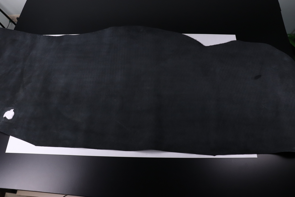 Уценка: 1,8-2,2 Юфть черная 165 дм²