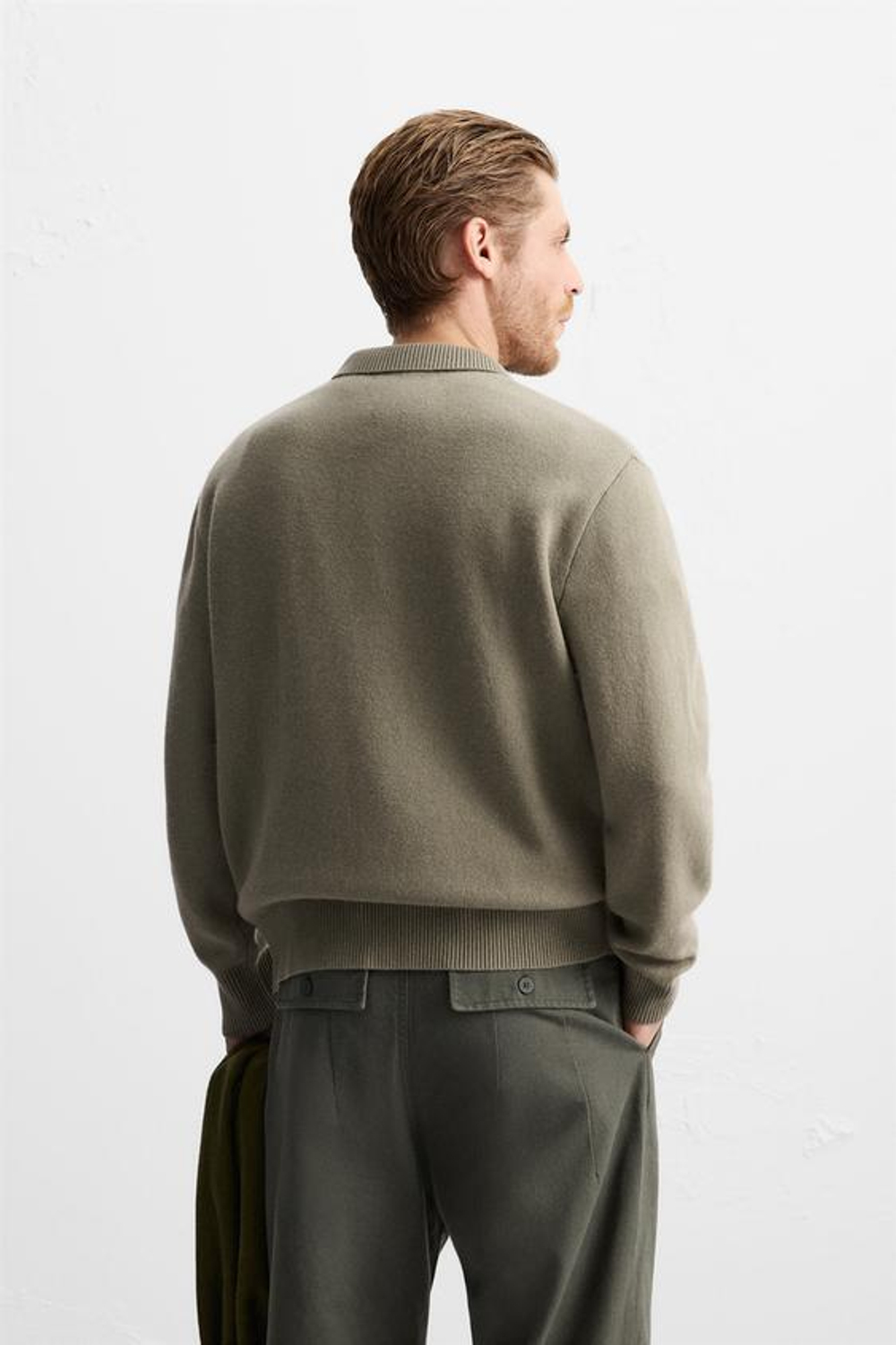 ZARA ПОЛО ИЗ СМЕСОВОЙ ШЕРСТИ, ШАЛФЕЙНО-ЗЕЛЕНЫЙ