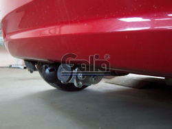 Фаркоп оцинкованный Galia K029C для Hyundai i30 хетчбек FD 2007-2010, Kia Ceed хетчбек 2006-2012(паспорт и сертификат в комплекте)(без электрики)