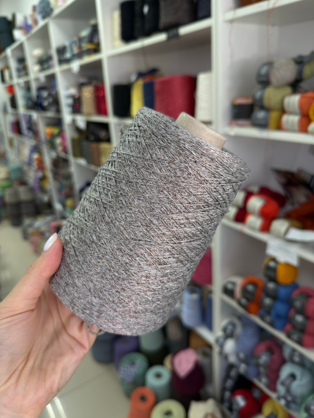 G&G FILATI EUCALYPTUS LUX 80% Эвкалипт 20% Люрекс 620 м/100 гр