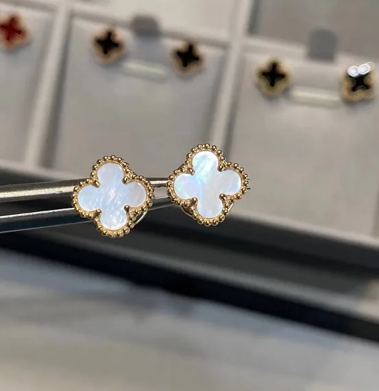 Серьги VAN CLEEF & ARPELS Vintage Alhambra