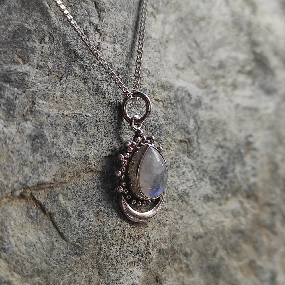 Подвеска КАПЛЯ-ЛУНА с цепочкой, лунный камень