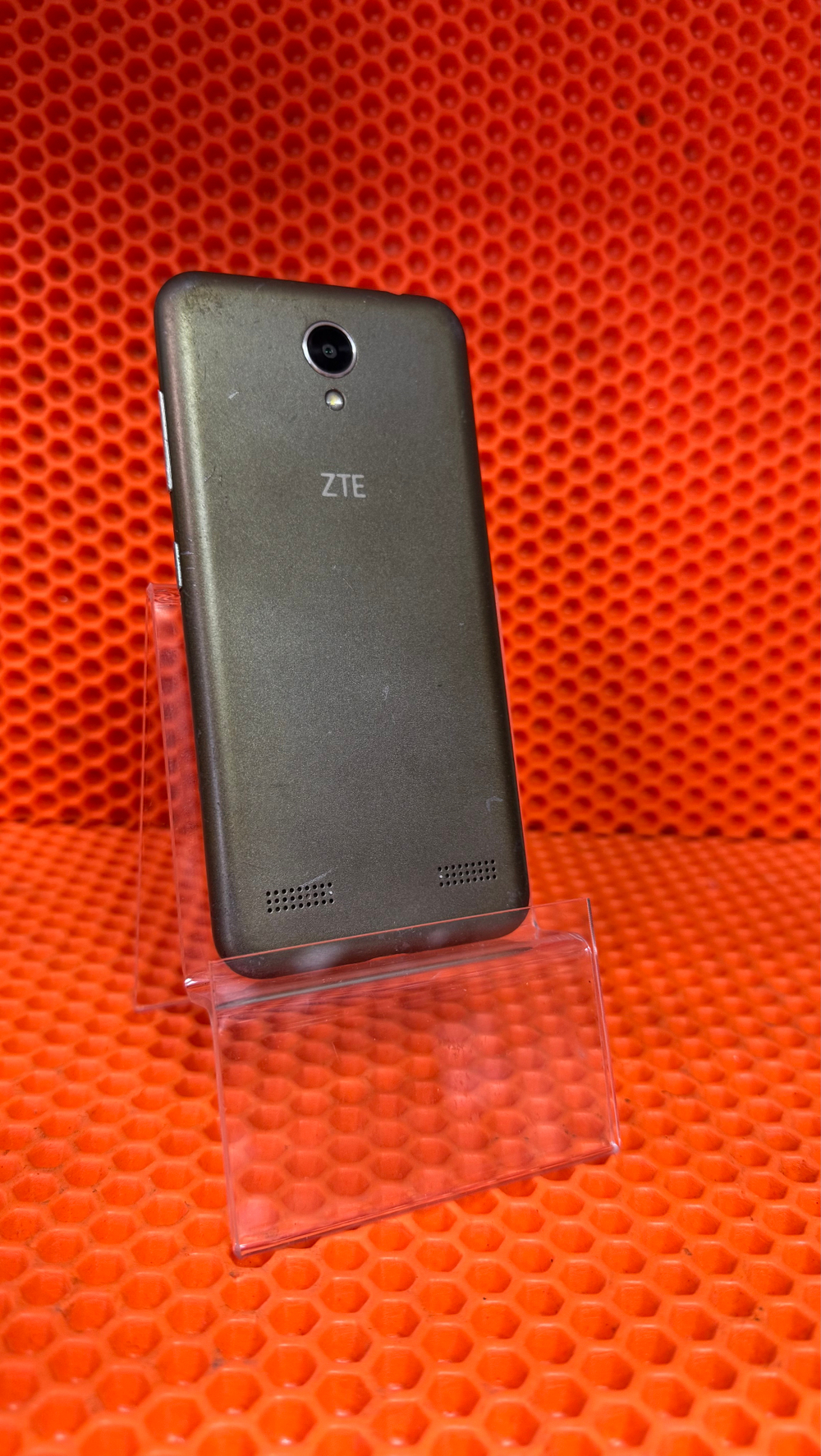 Смартфон ZTE blade a520 2 16