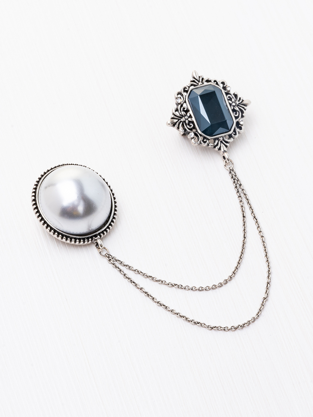 30052780 Брошь Roman de la Rose