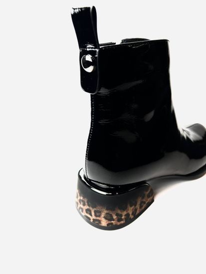 Ботинки женские