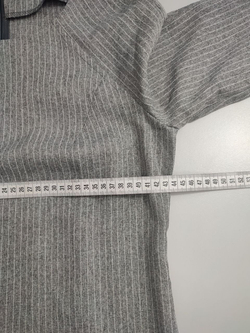 Платье Deniza серое в полоску 44 размер