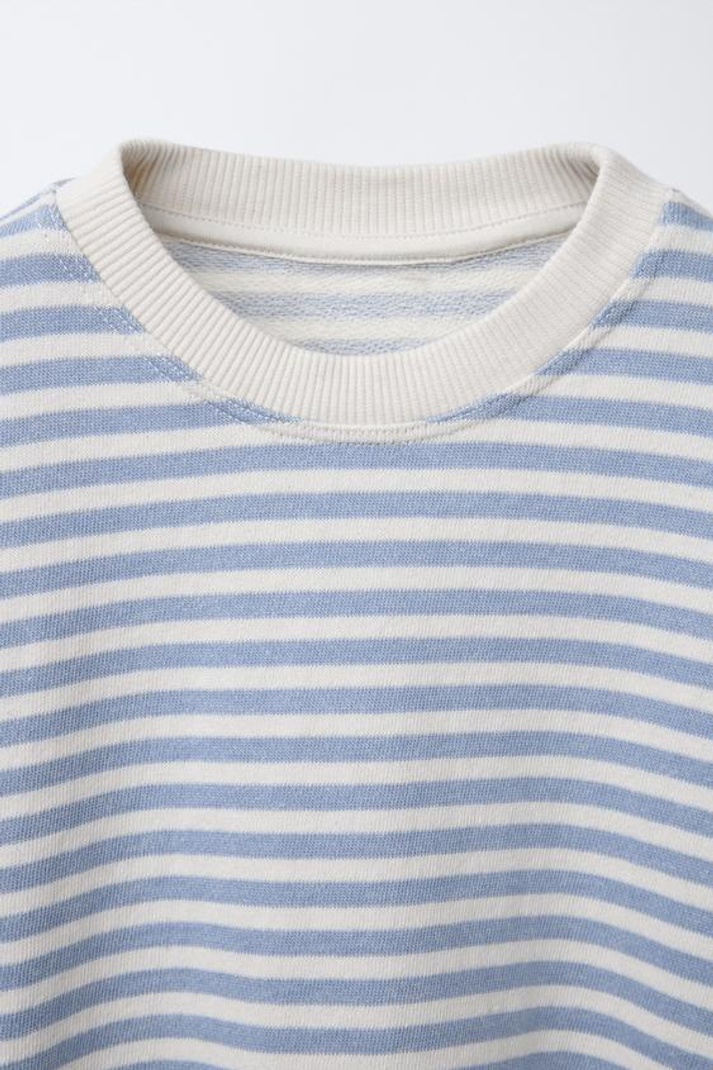 ZARA ТОЛСТОВКА В ПОЛОСКУ, СИНИЙ