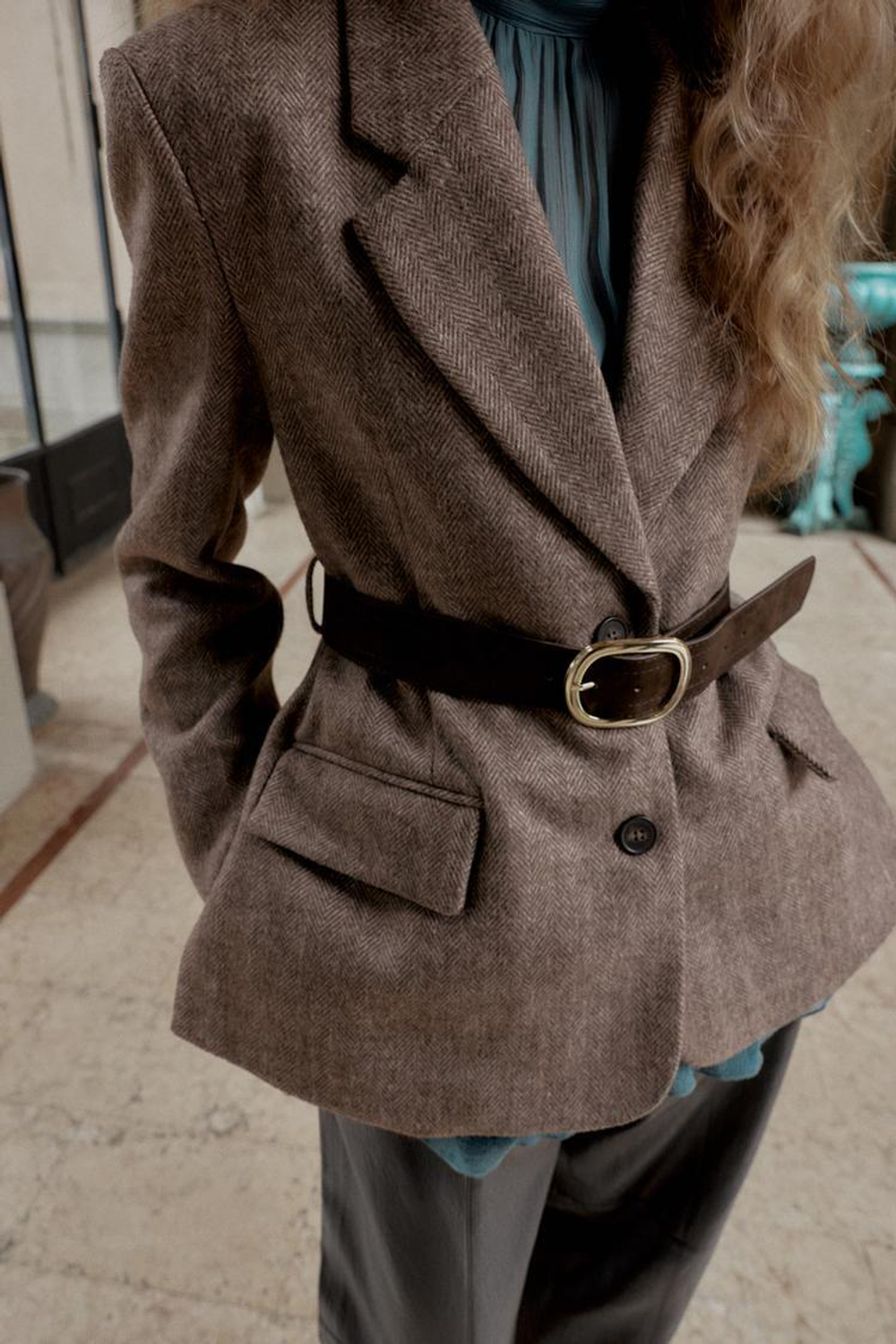 ZARA БЛЕЙЗЕР В ЕЛОЧКУ С ПОЯСОМ, РЫЖЕВАТО-КОРИЧНЕВЫЙ