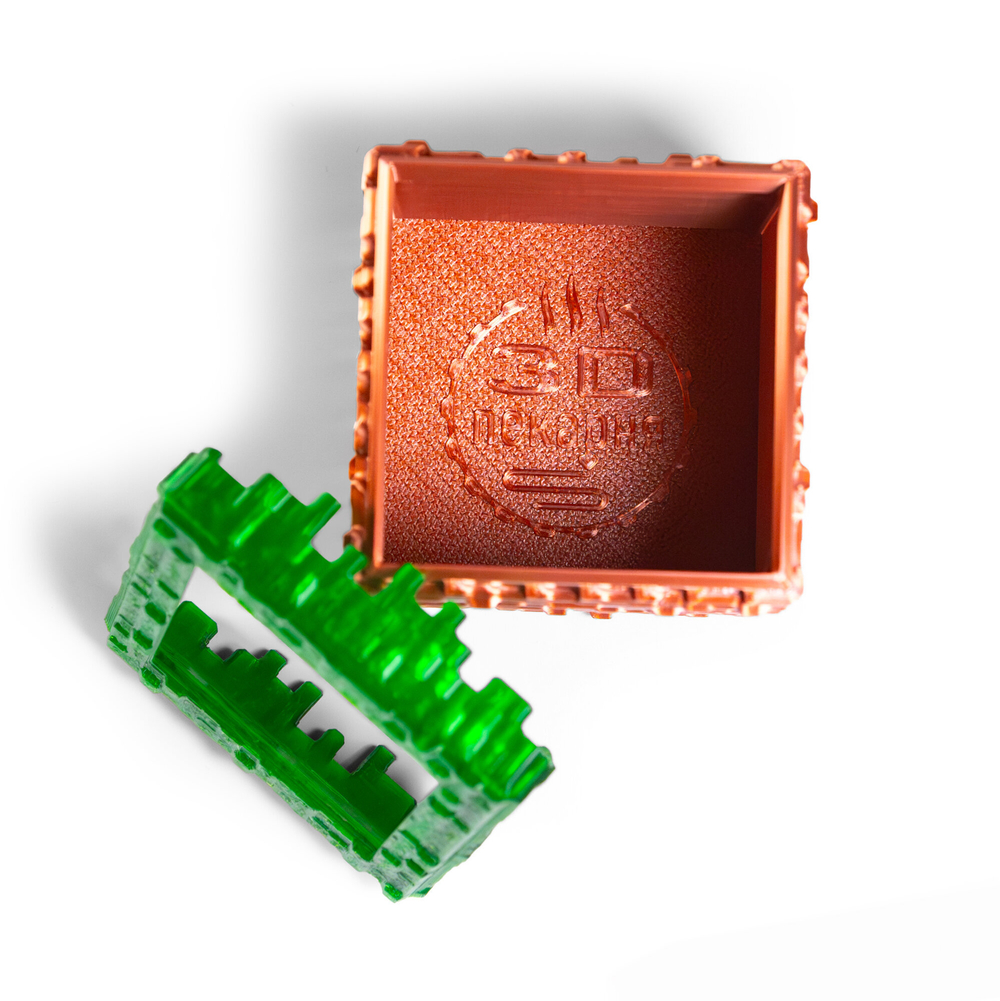 Подставка для карандашей "Minecraft" Майнкрафт в виде травяного блока, 3D печать, 8х7.5х7.5см, медно-зеленый