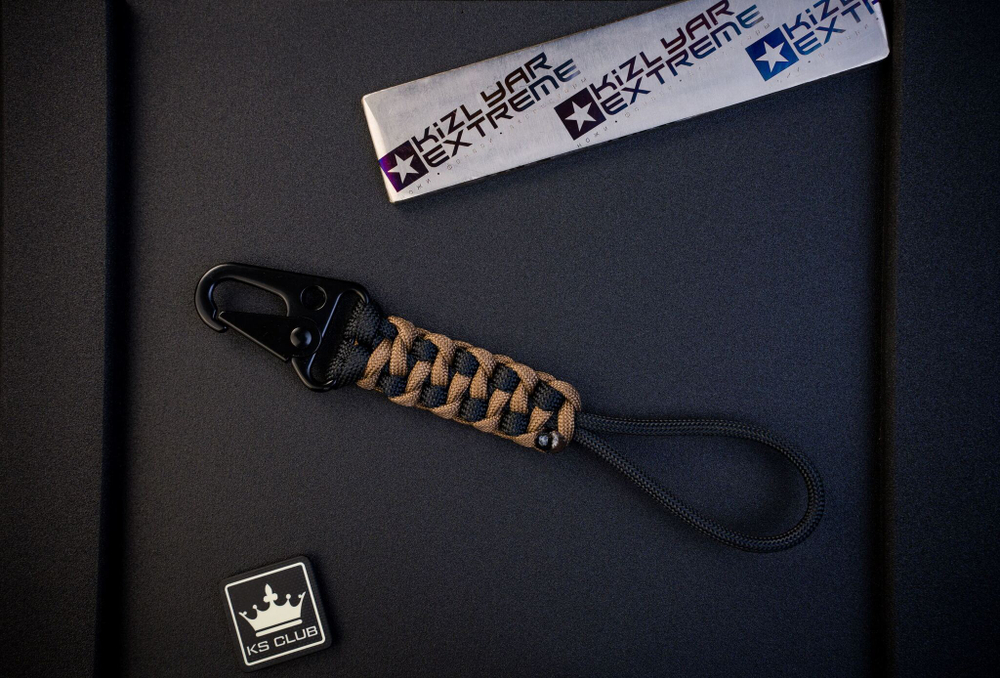 Тактический паракорд с карабином