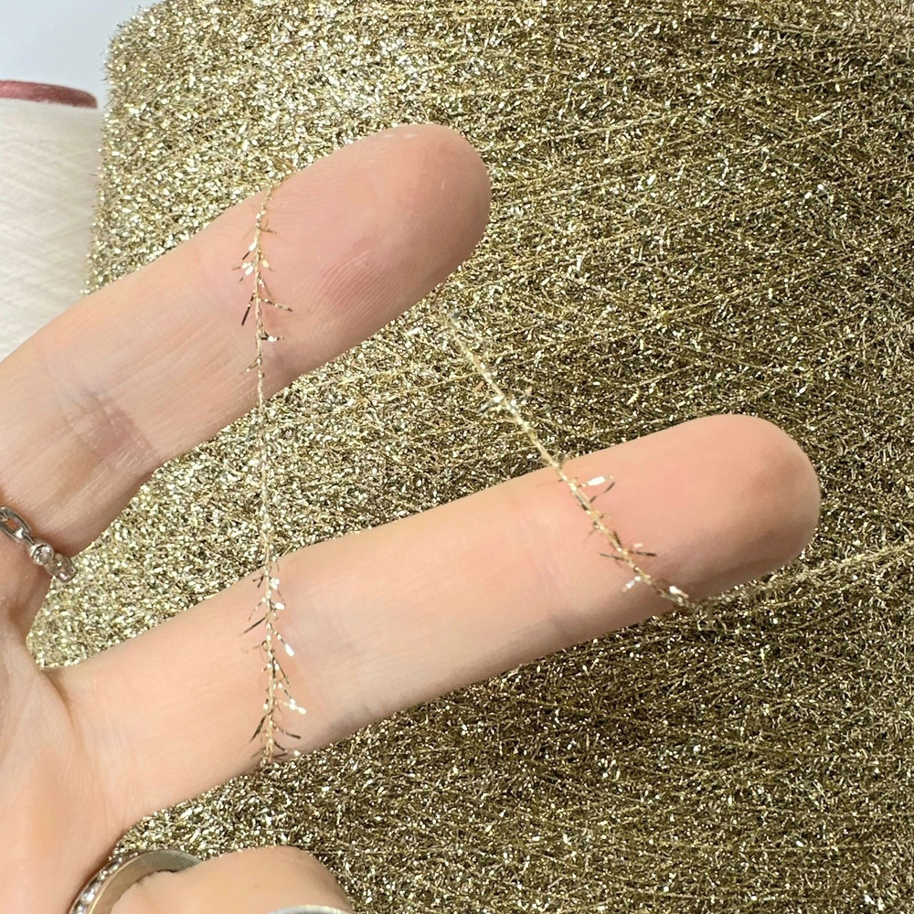 SPARKLING - Lineapiu; 60% люрекс, 40% п/а; травка мелкая; 1400м/100гр; цвет: золотой S502