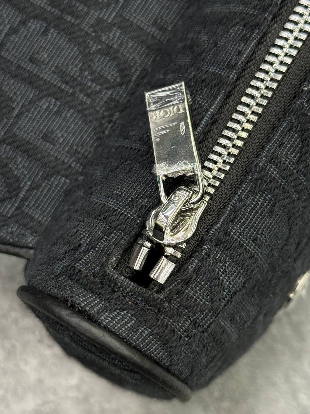 Сумка через плечо Christian Dior Saddle