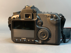 Canon EOS 40D 10802 кадров