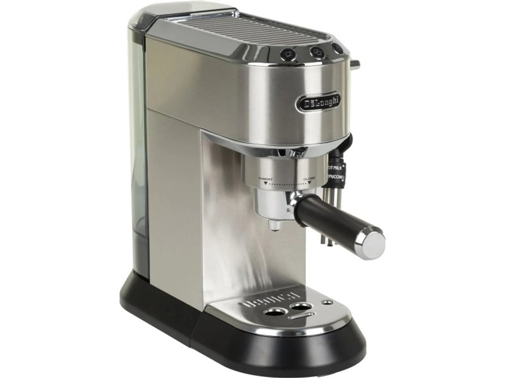 Кофеварка DeLonghi EC685.M серебристый