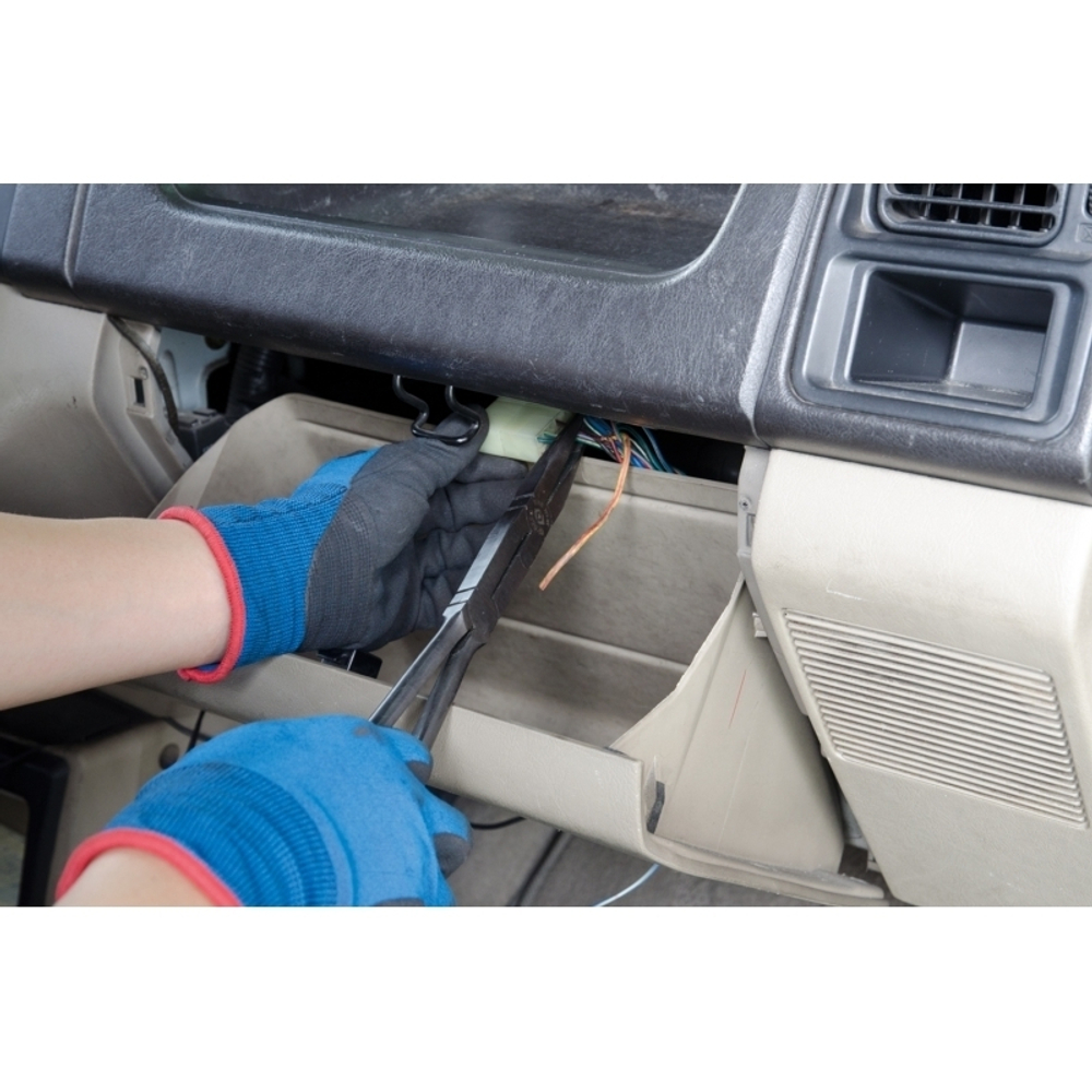 KING TONY (6339-13C) Плоскогубцы тонконосые удлиненные загнутые 340 мм, двойной шарнир