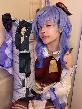 Мини дакимакура Гию Томиока из Клинок, рассекающий демонов арт. M0555, 60х20 см