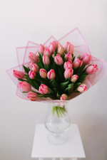 Букет из розовых тюльпанов "Sissi Tulips"