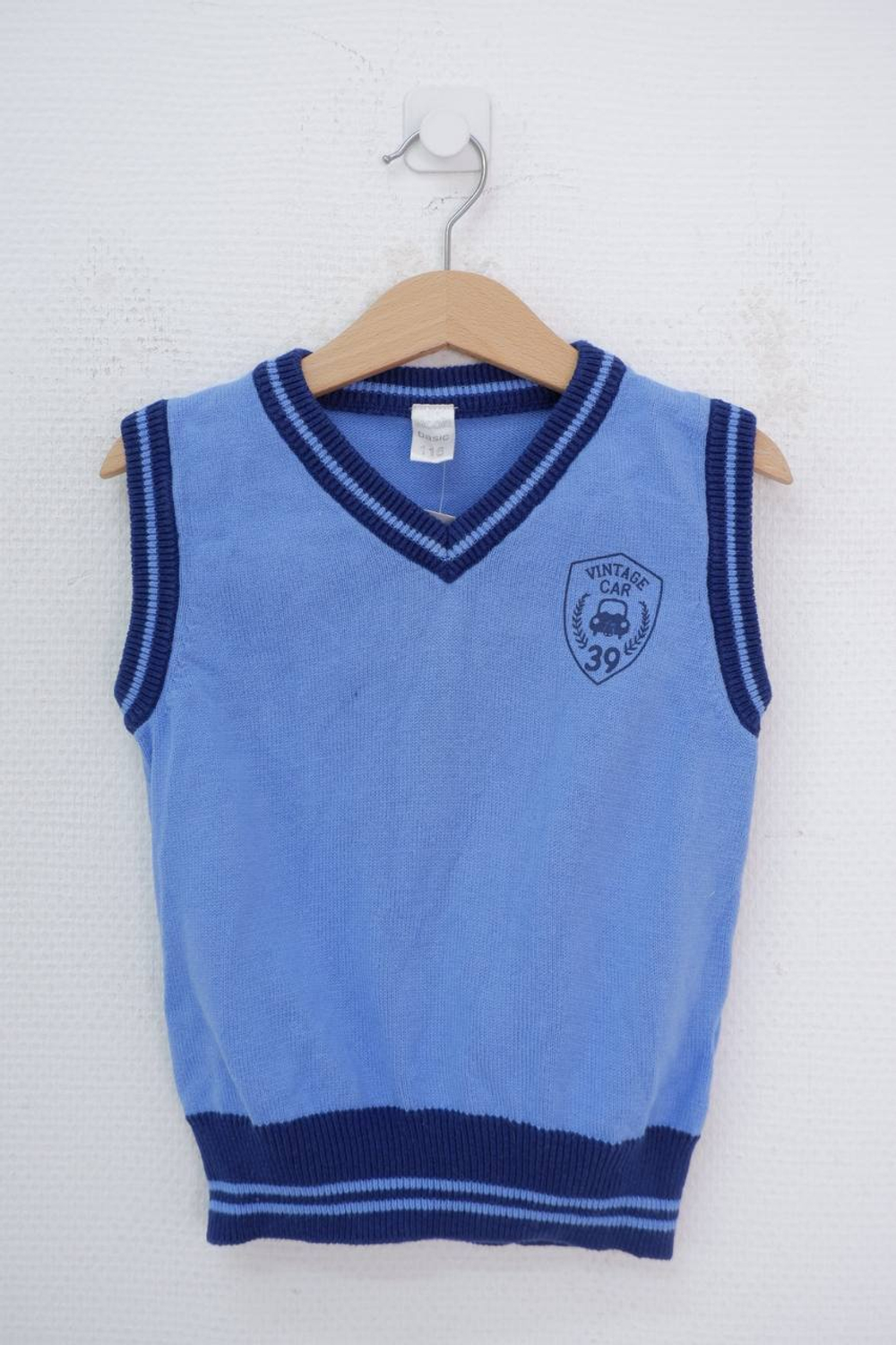 Жилетка Modis вязаная на 6 лет