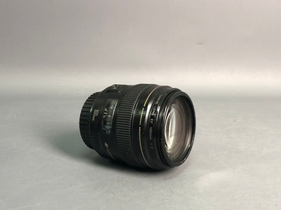 Canon 100mm F2 USM (Помята резьба под светофильтр)