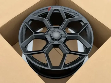 КОВАНЫЕ ДИСКИ ДЛЯ LAMBORGHINI URUS PERFORMANTE 2022+ ЛАМБОРГИНИ УРУС