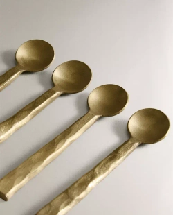 ZARA HOME НАБОР ДЕСЕРТНЫХ ЛОЖЕК С ЧЕКАНКОЙ (4 ШТ.), ЗОЛОТОЙ