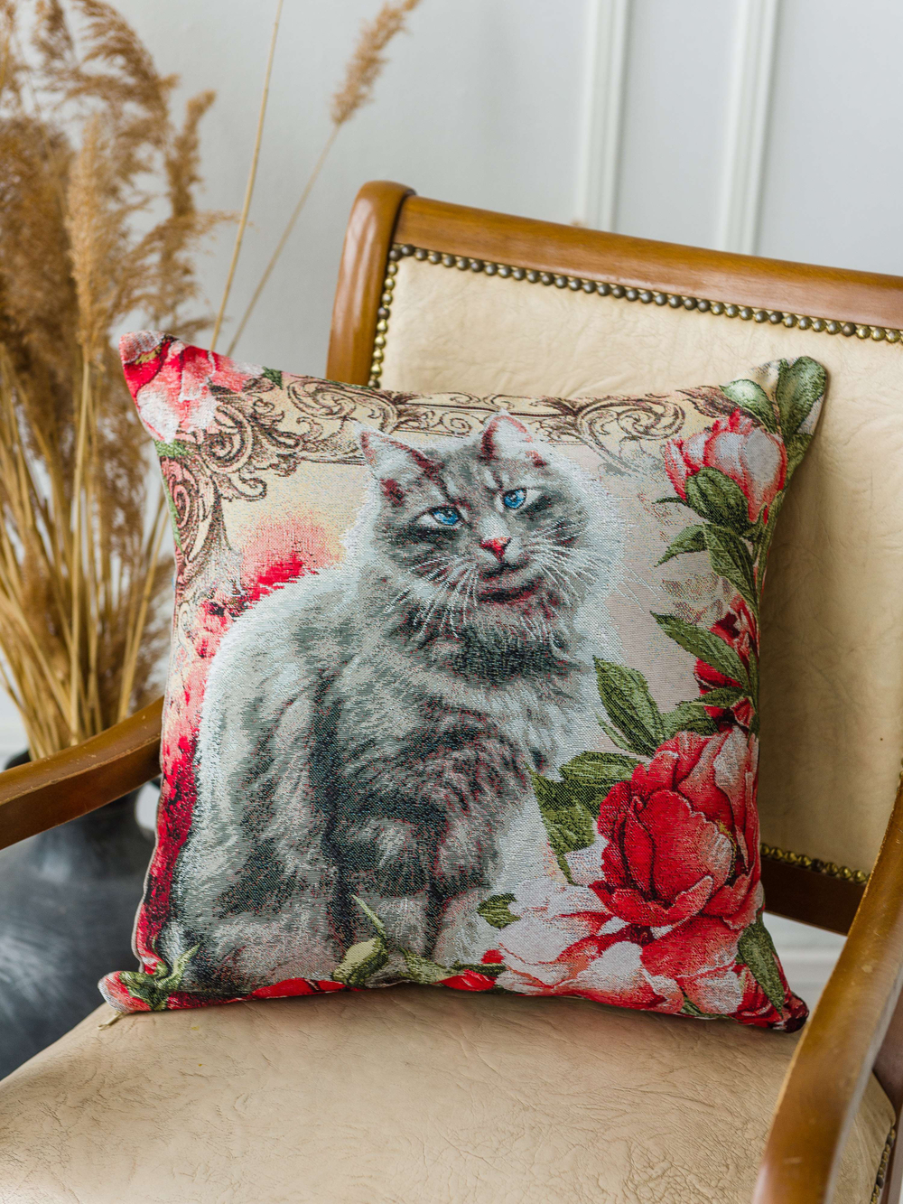 Декоративный гобеленовый чехол для интерьерной подушки Котик 47*47