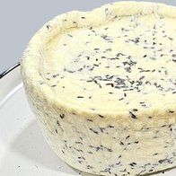 Адыгейский сыр с тмином