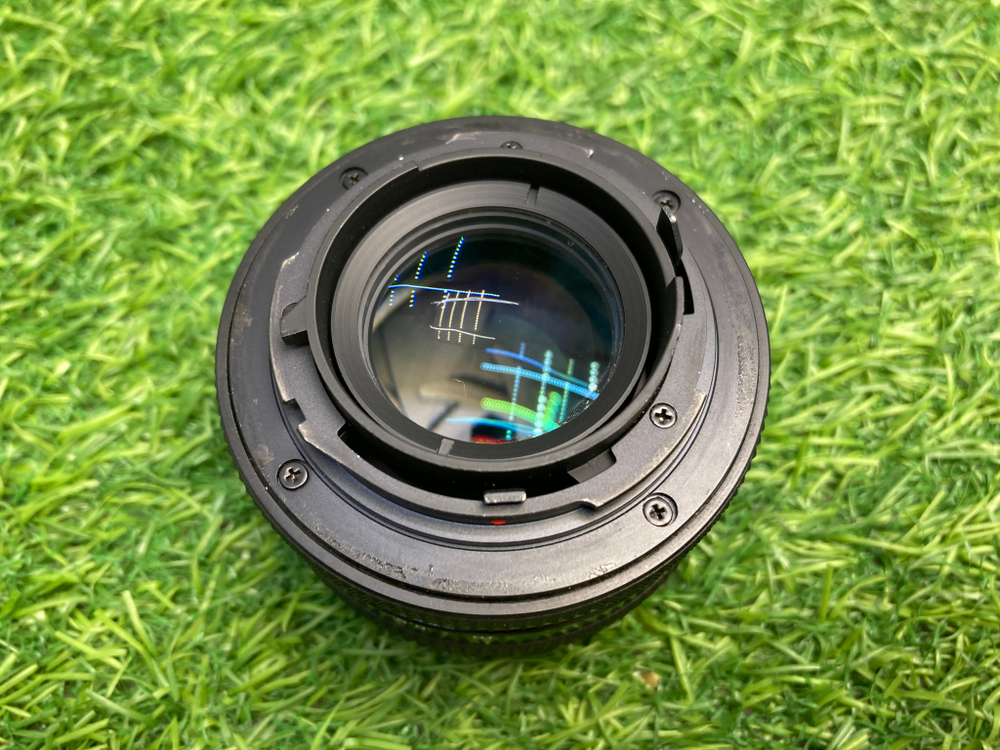Carl Zeiss Planar T* 50mm 1.7 C/Y