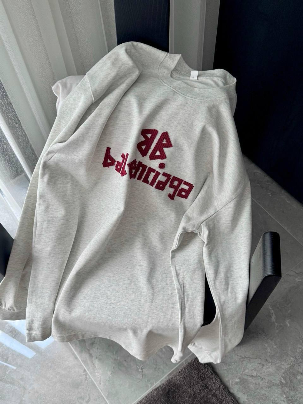 Свитшот Balenciaga