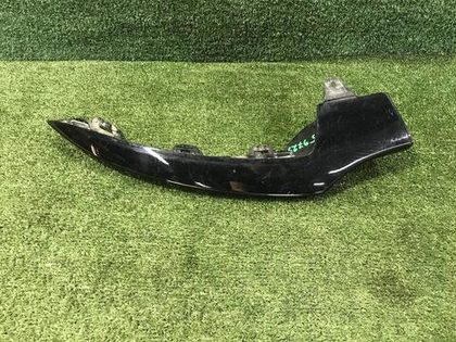 Накладка переднего бампера правая Mercedes GLE c292 (2015-2019) AMG