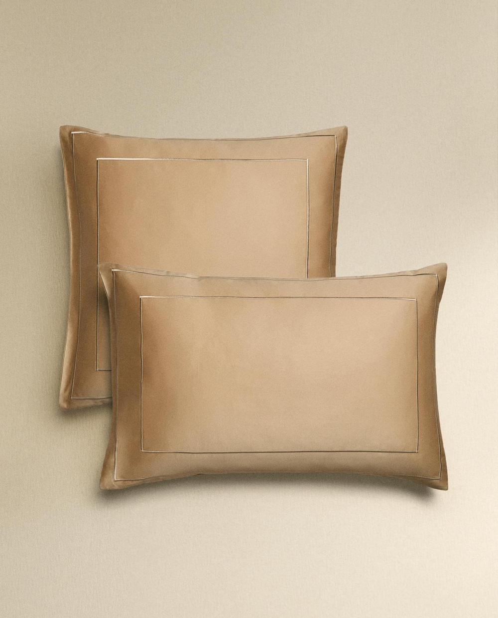 Zara Home - Атласная наволочка с двойной гирляндой 70x90 см