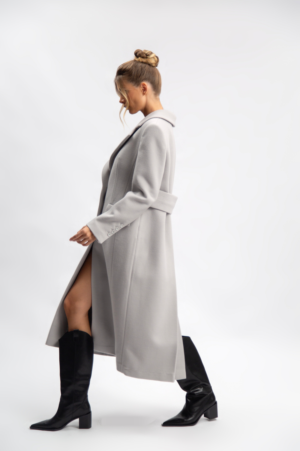 Пальто однобортное с английским воротником