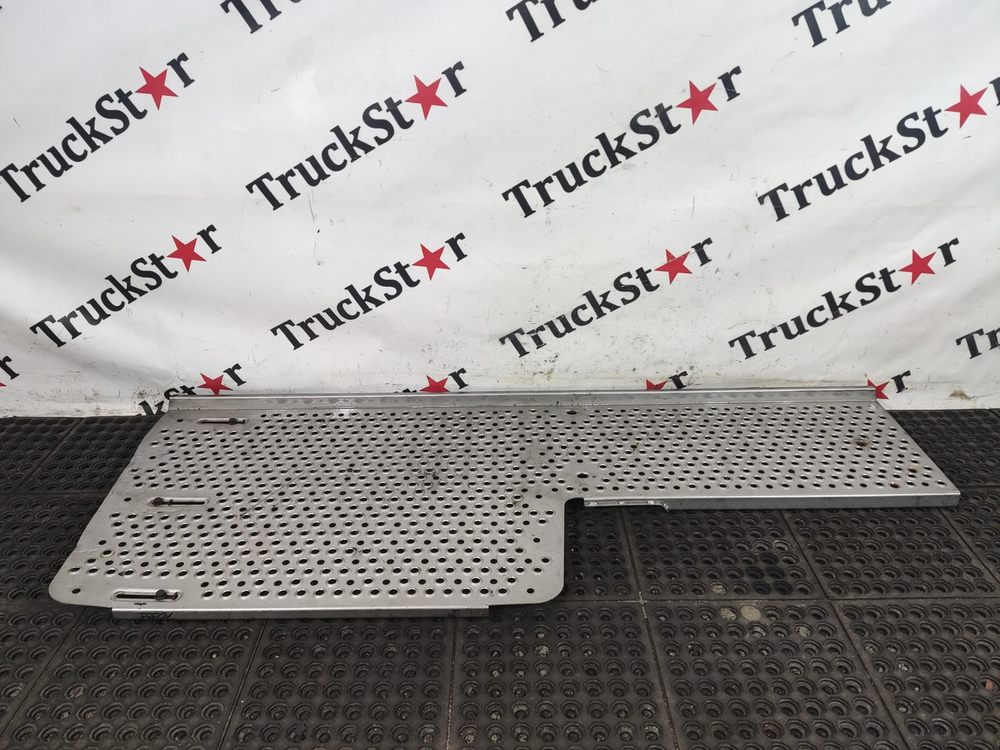 Трап на раму за кабиной