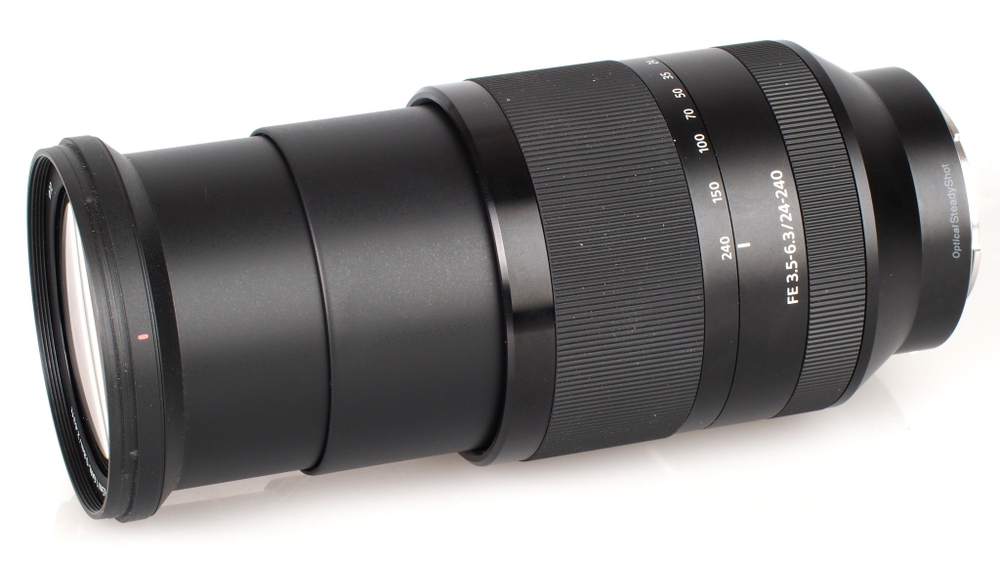 Объектив Sony FE 24-240mm f/3.5-6.3 OSS (SEL24240), чёрный