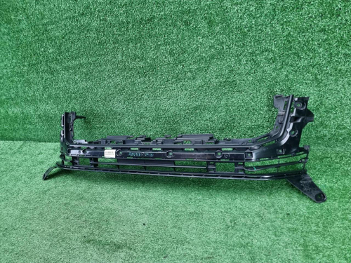 Решетка переднего бампера Land Cruiser 300 (21-нв)