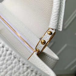 Louis Vuitton Capucines BB