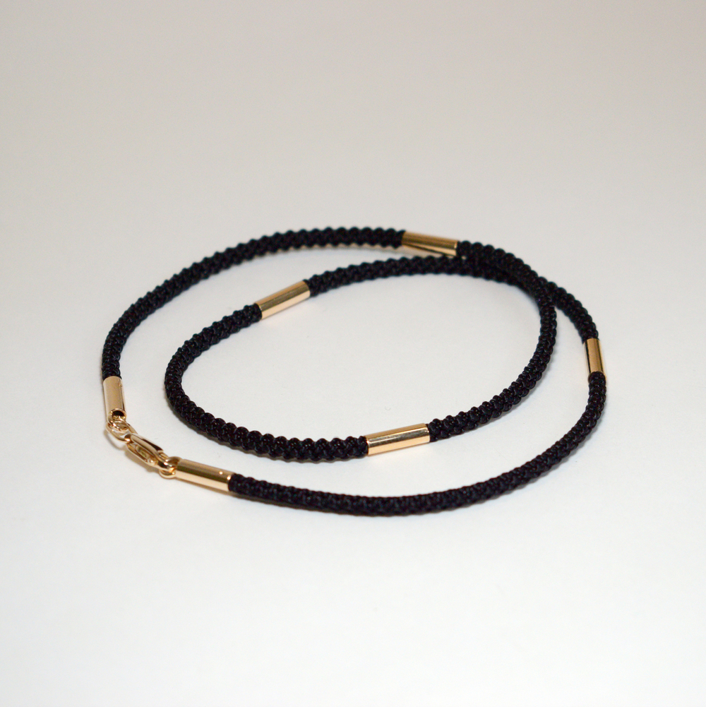 Гайтан с золотыми наконечниками + 4 вставки