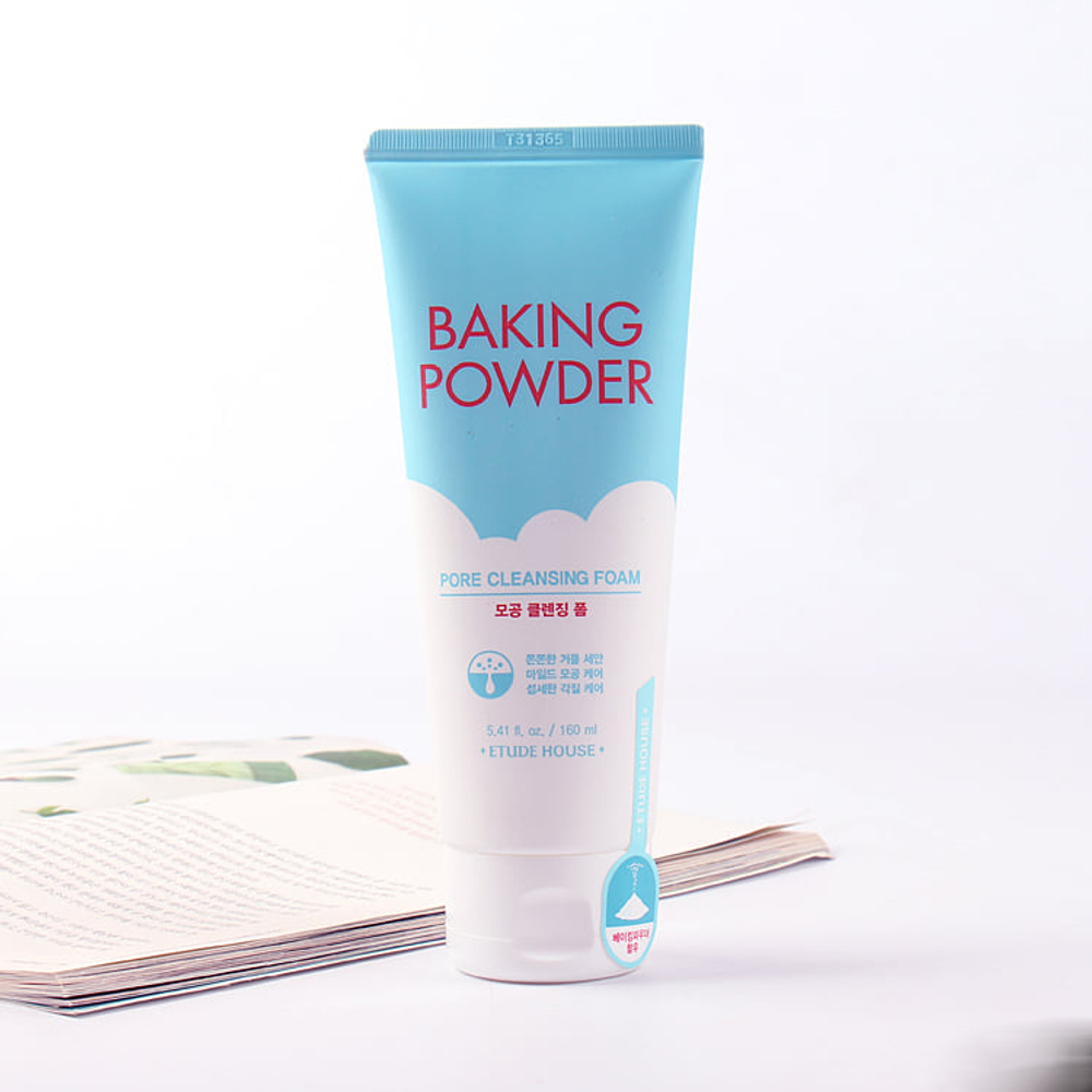 Очищающая пенка 3 в 1 с содой Etude House Baking Powder Pore Cleansing Foam