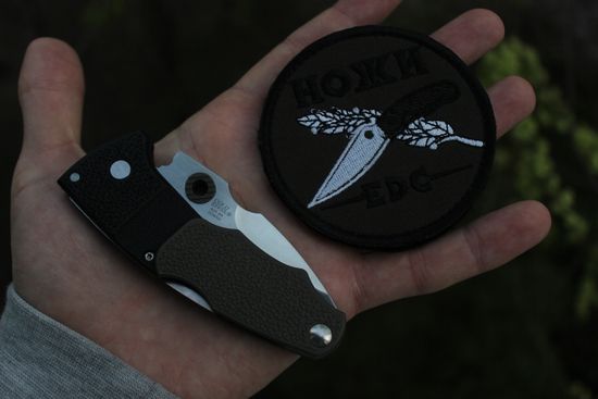 Складной нож Cold Steel 28E Grik c клинком из стали AUS-8, рукоять GRN